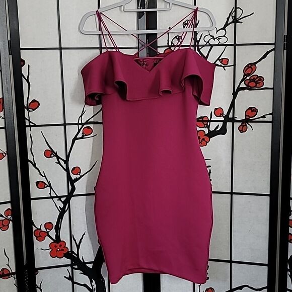 Guess  Nwt Crushed Berry Off The shoulder Mara Dress - Picture 3 of 12